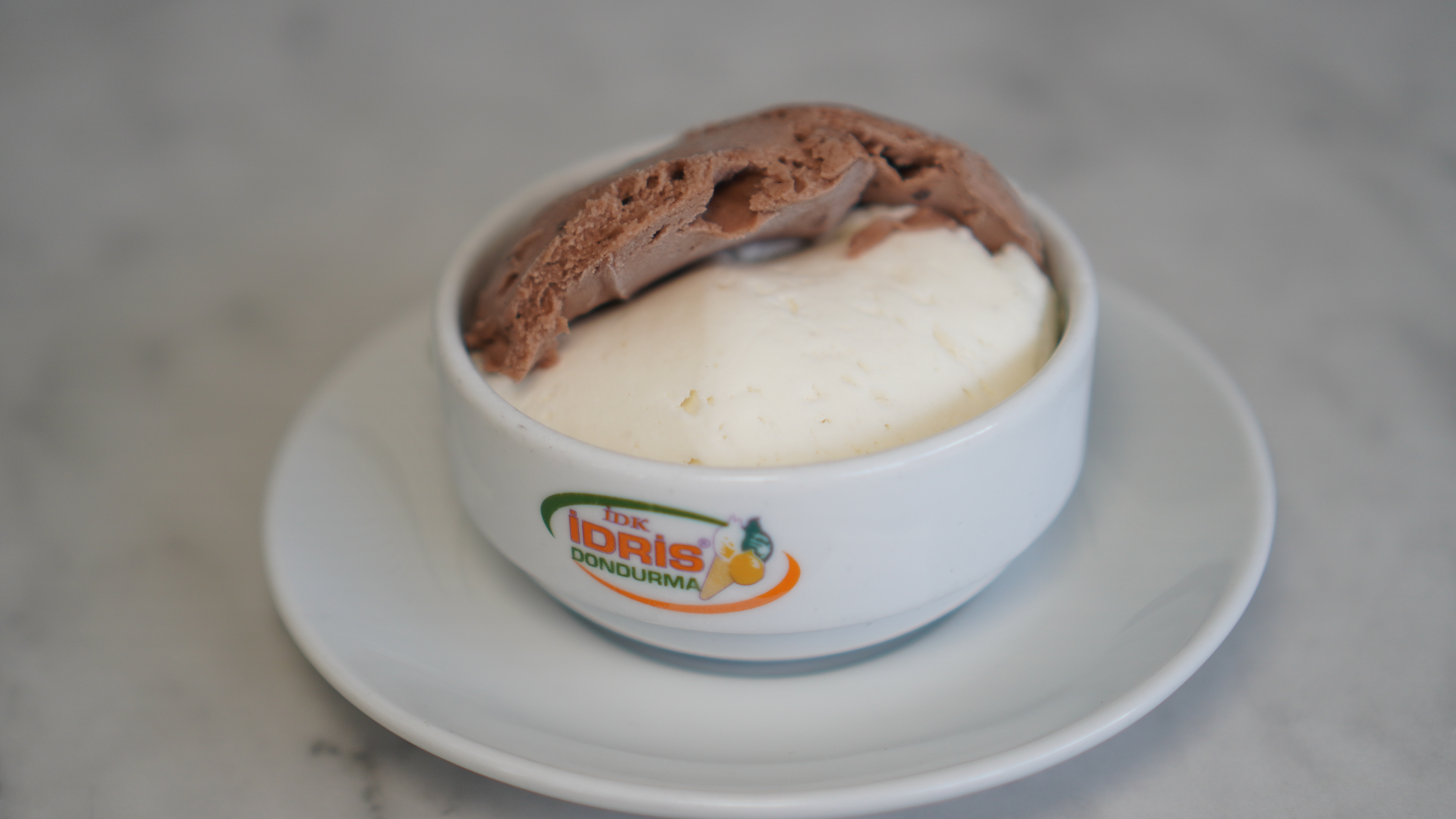 Çikolata Sade Karışık 100gr